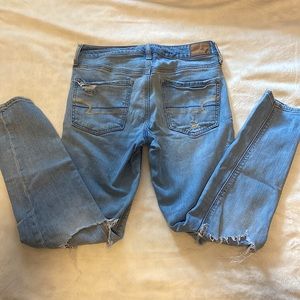 American Eagle tomgirl jeans